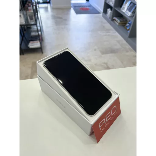 iPhone 11 64 GB Fehér Kártyafüggetlen használt 6 hónap garanciával