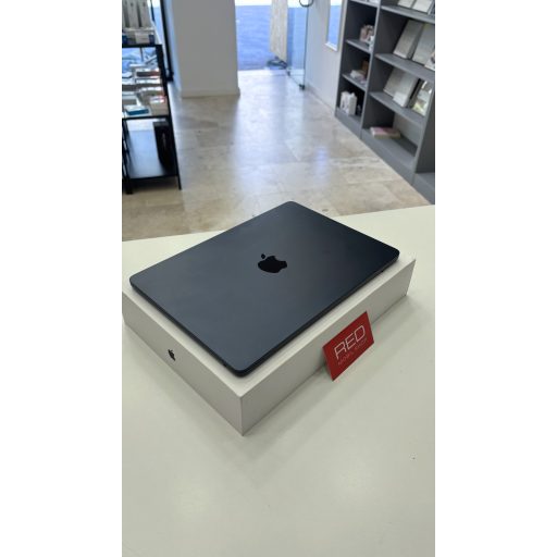 Macbook Air 13" M3 256GB SSD 8GB RAM 1 év garancia