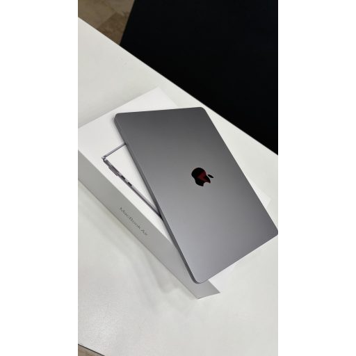Macbook Air 13.6" 2024 M2 8GB RAM 256GB SSD 