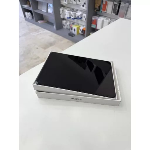 Apple iPad Pro M4 2024 Wi-Fi 11" 256GB Asztroszürke Gyári Apple garancia: 2025. június-ig