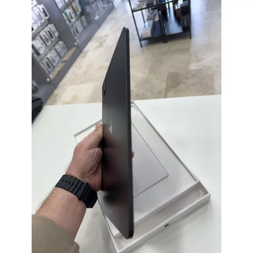 Apple iPad Pro M4 2024 Wi-Fi 11" 256GB Asztroszürke Gyári Apple garancia: 2025. június-ig