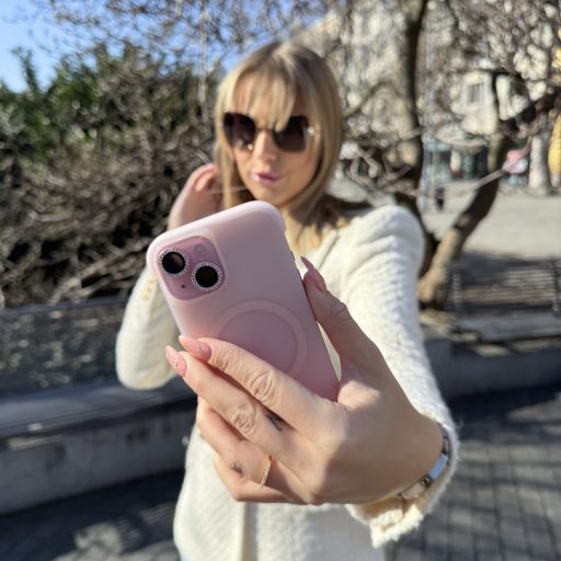 Skech Stark MagSafe rózsaszín ütésálló iPhone 15 tok, hátlap