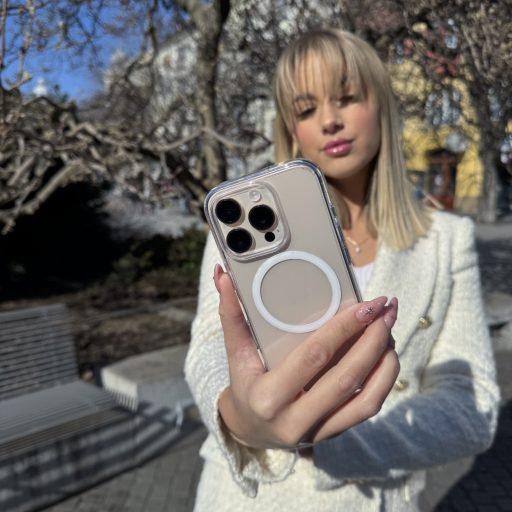 Skech Crystal MagSafe víztiszta átlátszó ütésálló iPhone 14 Plus tok, hátlap