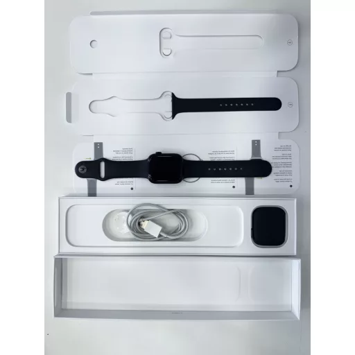 Apple Watch Series 7 45mm Cellular Midnight + Midnight sportszíjjal